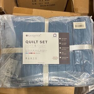 Queen Quilt Set - Reversible Velvet and Sherpa Soft & Cozy Home Bedding